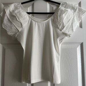 Elegant Amaryllis White Eyelet Sleeve Top. Size medium.